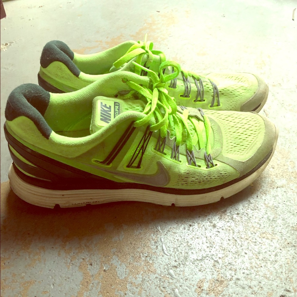 Nike lunar eclipse 3 size 11.5